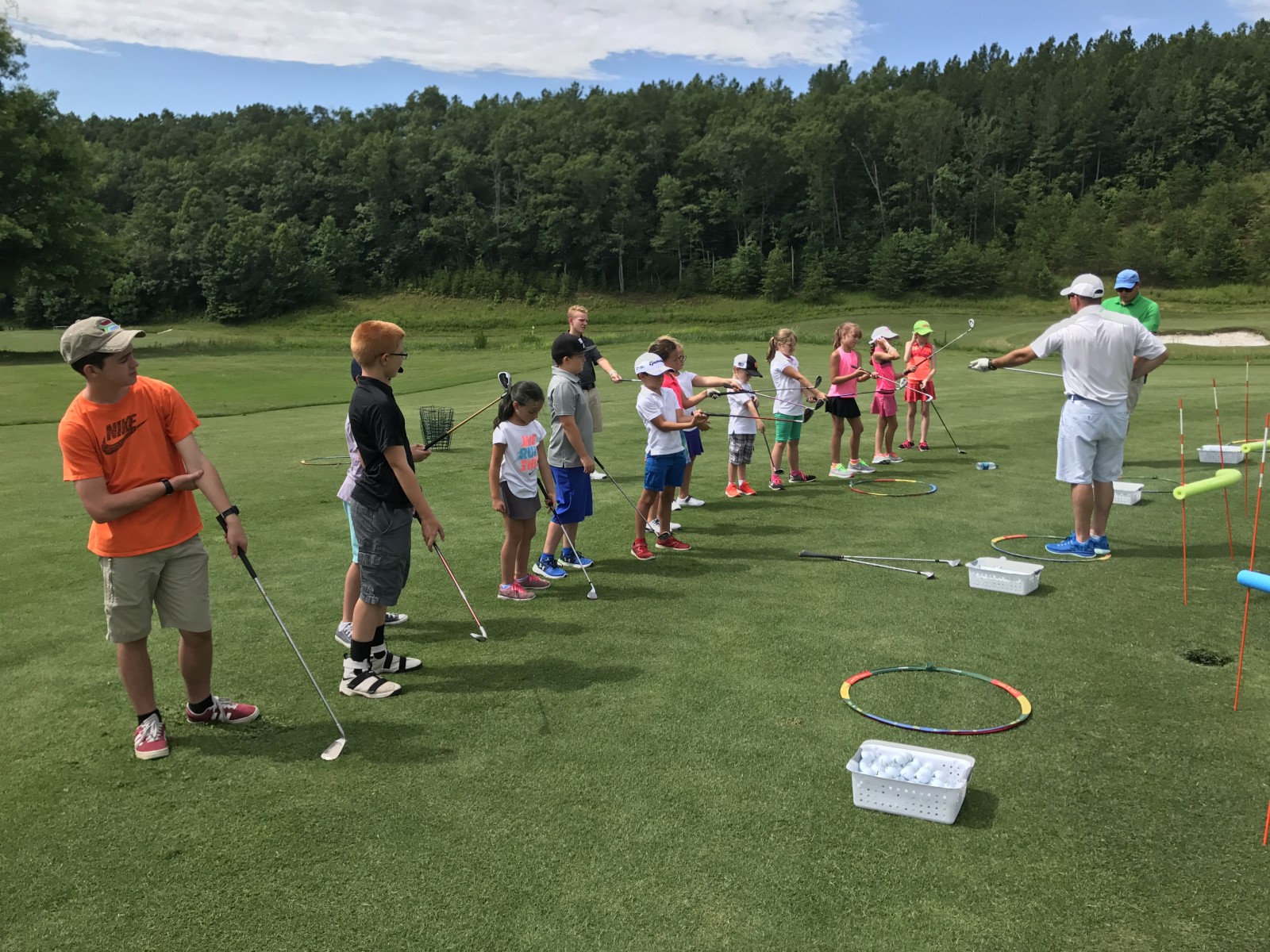 Golf lessons for kids at Bright's Creek Golf Club in Blue Ridge Mountains
