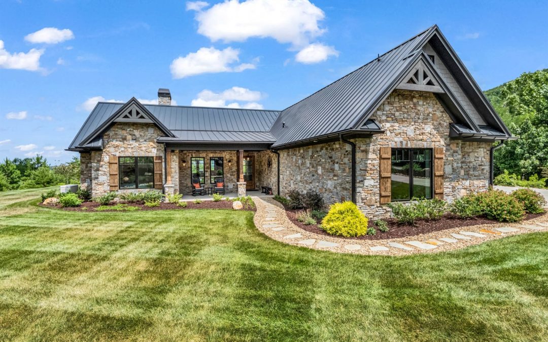251 Stafford Lane N